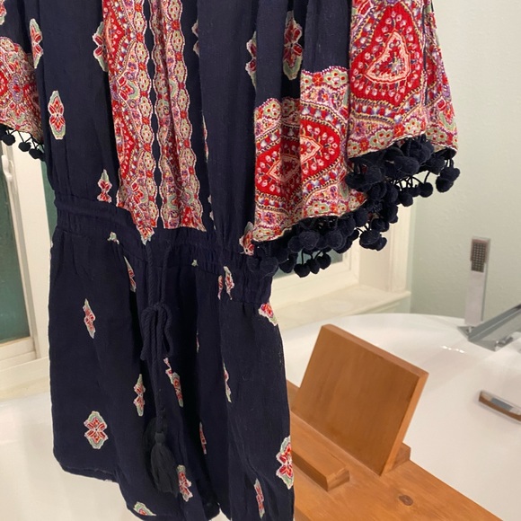 Lilka / Anthropologie / Off the Shoulder Romper / Boho / PomPom Sleeves /Paisley - Picture 4 of 6